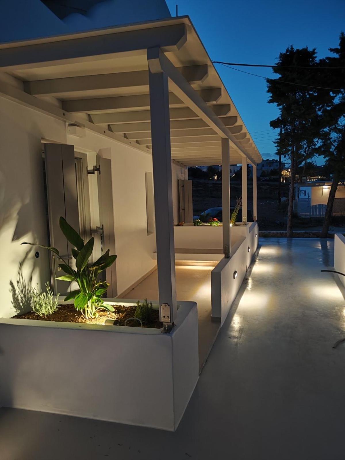 Caeli Paros By Kostas & Joanna * Logaras